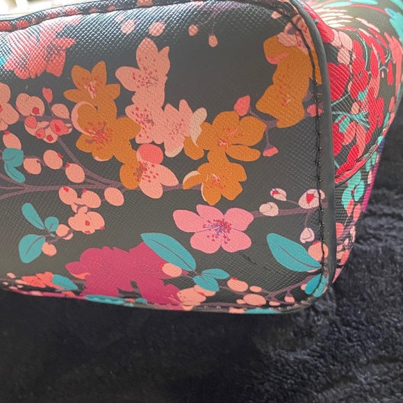 Steve Madden Pink and Blue Crossbody Bag Floral Design - Picture 3 of 10